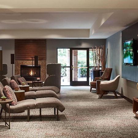 Courtyard By Marriott Portland Southeast/Clackamas Exterior foto