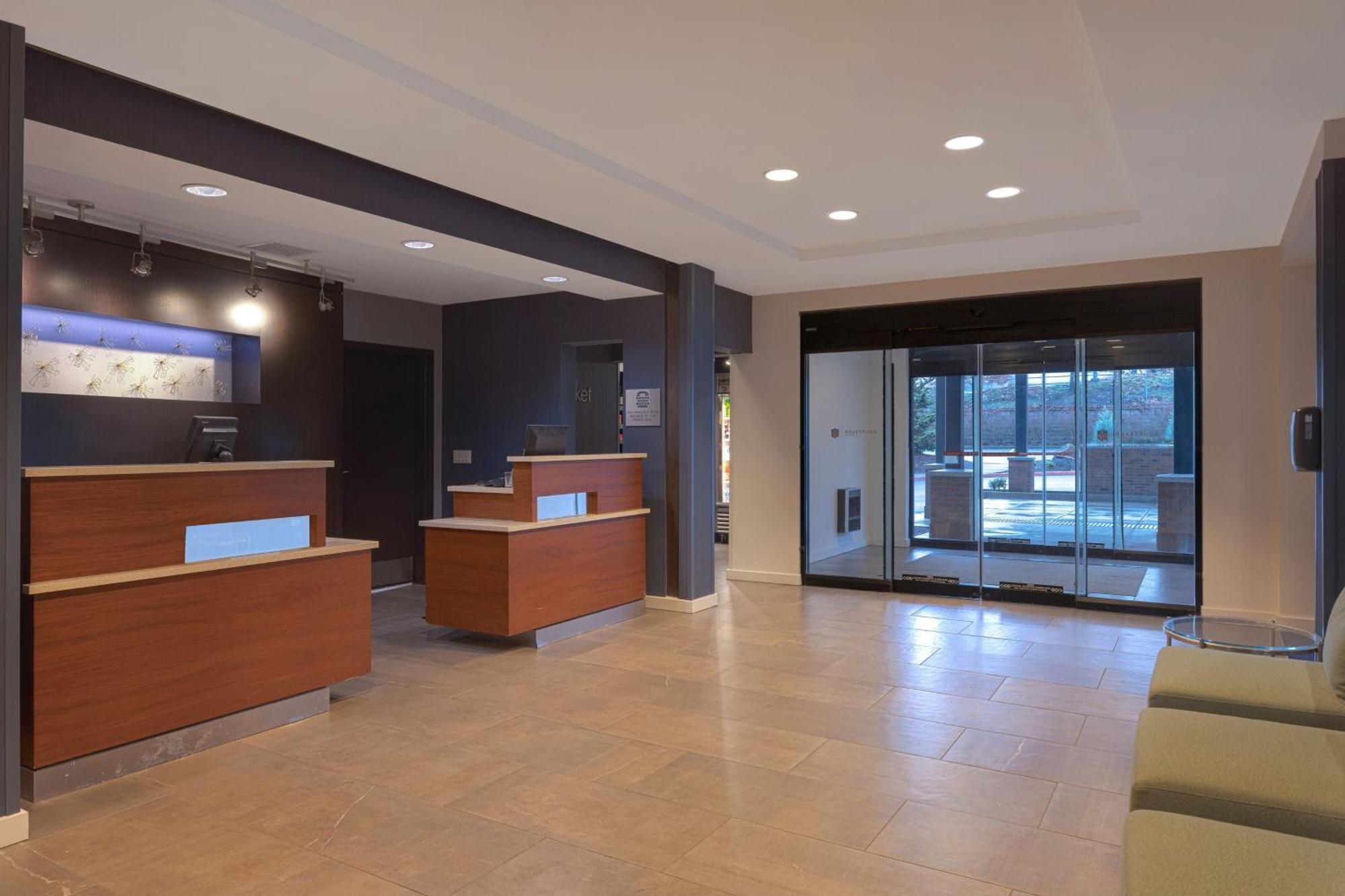 Courtyard By Marriott Portland Southeast/Clackamas Exterior foto