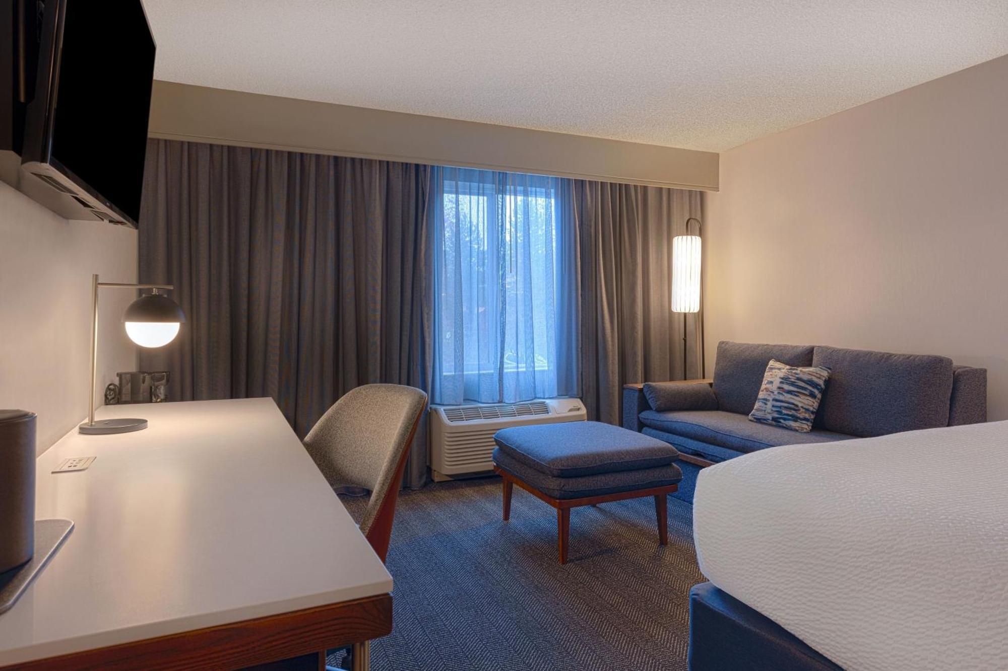 Courtyard By Marriott Portland Southeast/Clackamas Exterior foto