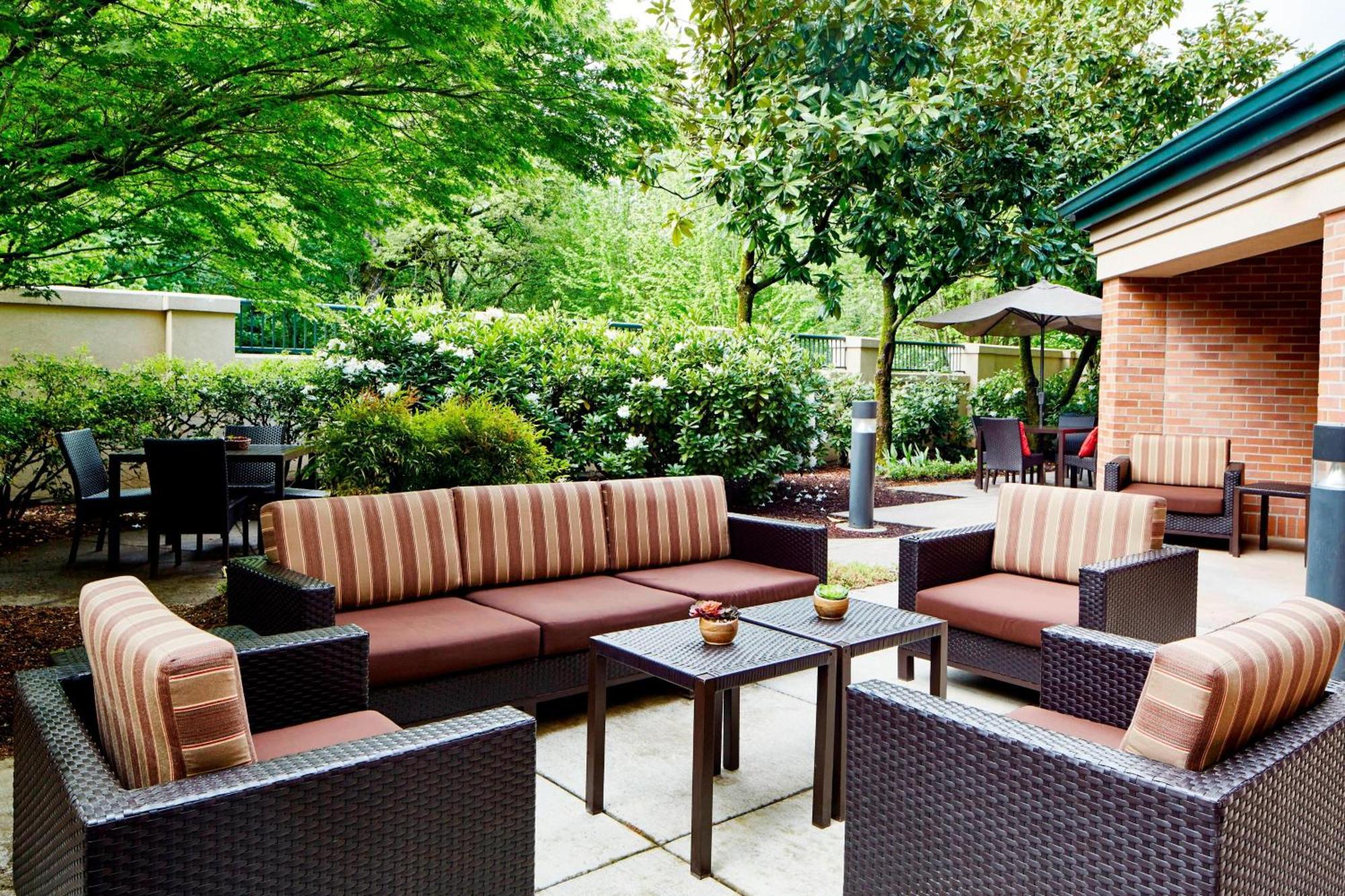 Courtyard By Marriott Portland Southeast/Clackamas Exterior foto