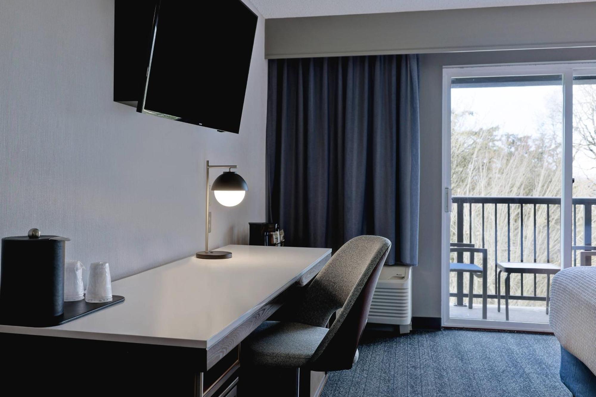Courtyard By Marriott Portland Southeast/Clackamas Exterior foto