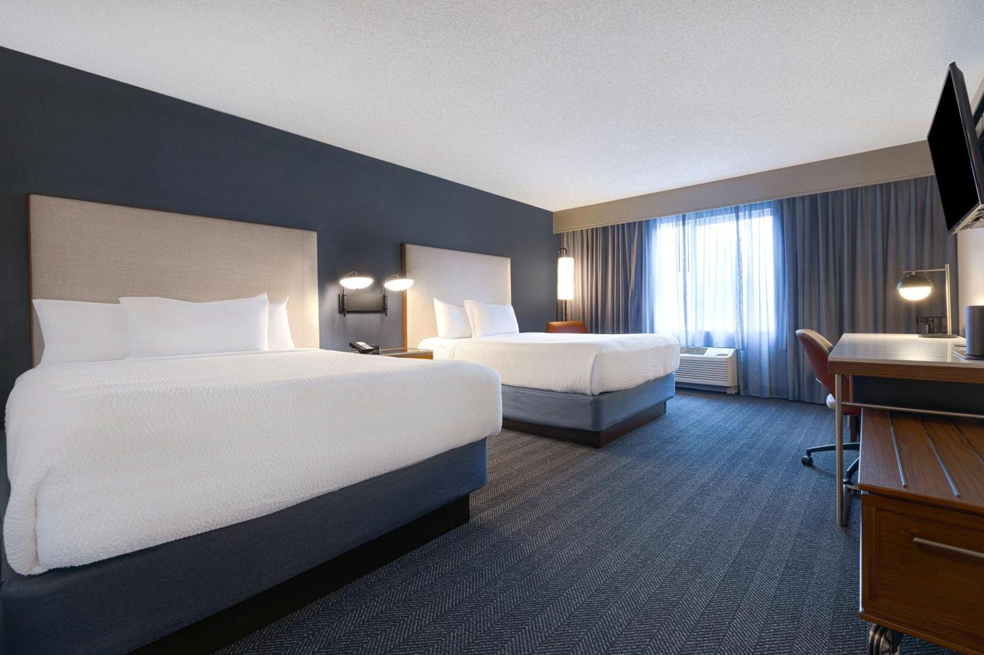 Courtyard By Marriott Portland Southeast/Clackamas Exterior foto