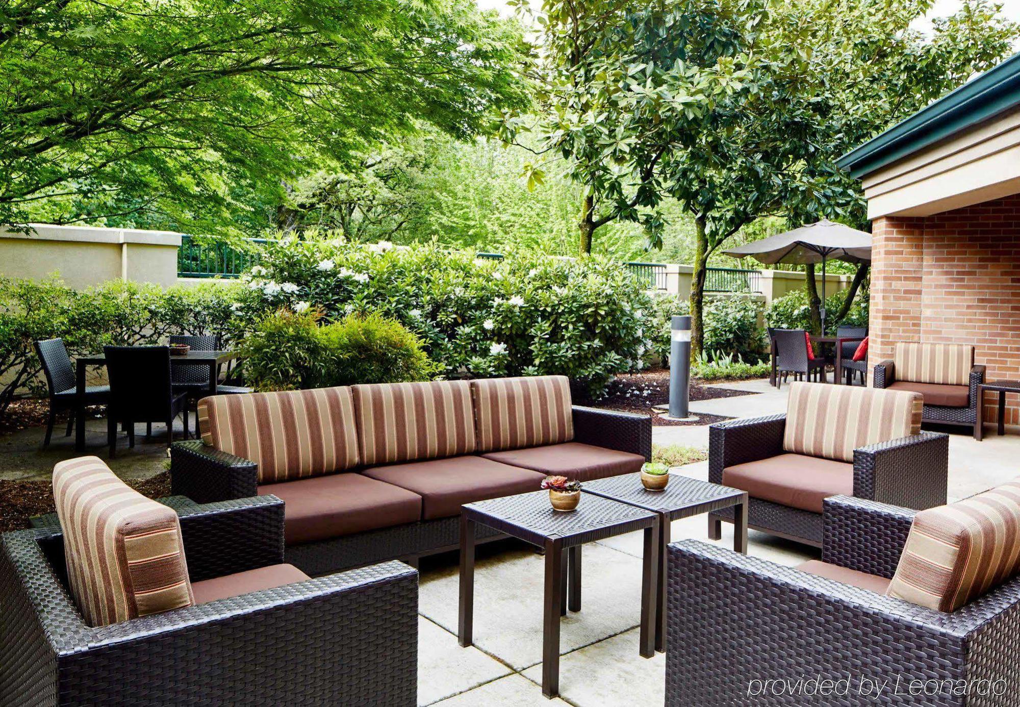 Courtyard By Marriott Portland Southeast/Clackamas Exterior foto